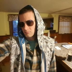 Meet your Posher, Lucas